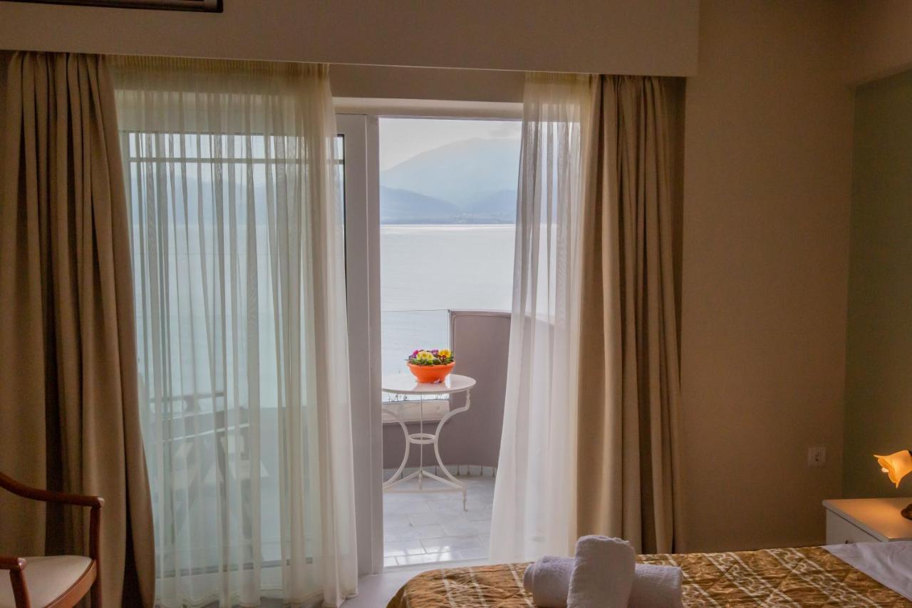 Hotel Chrisi Akti Nafpaktos Exterior foto